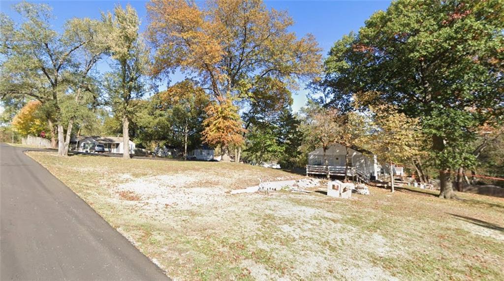 5649 Webster Avenue Property Photo 2
