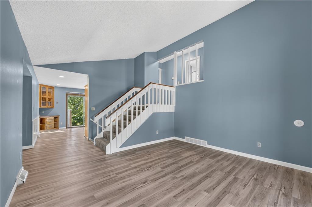 8484 Lane Drive Property Photo 6