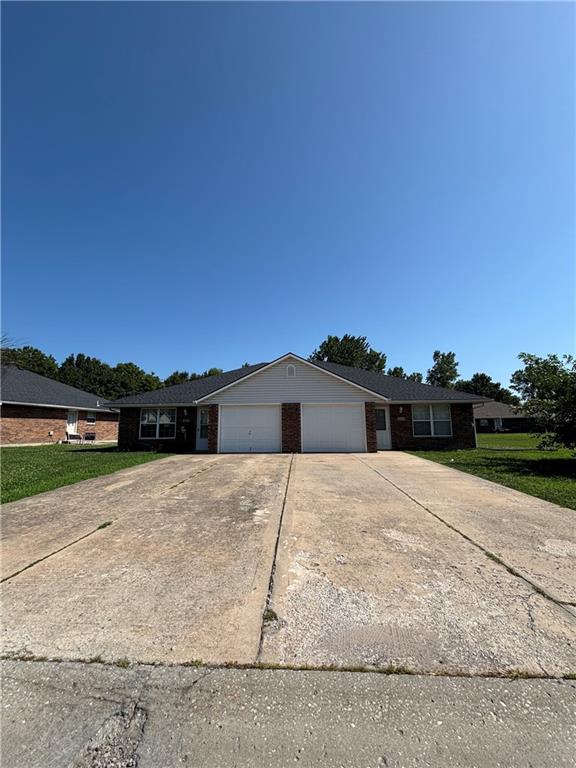 200-202 Woodbury Drive Property Photo 1