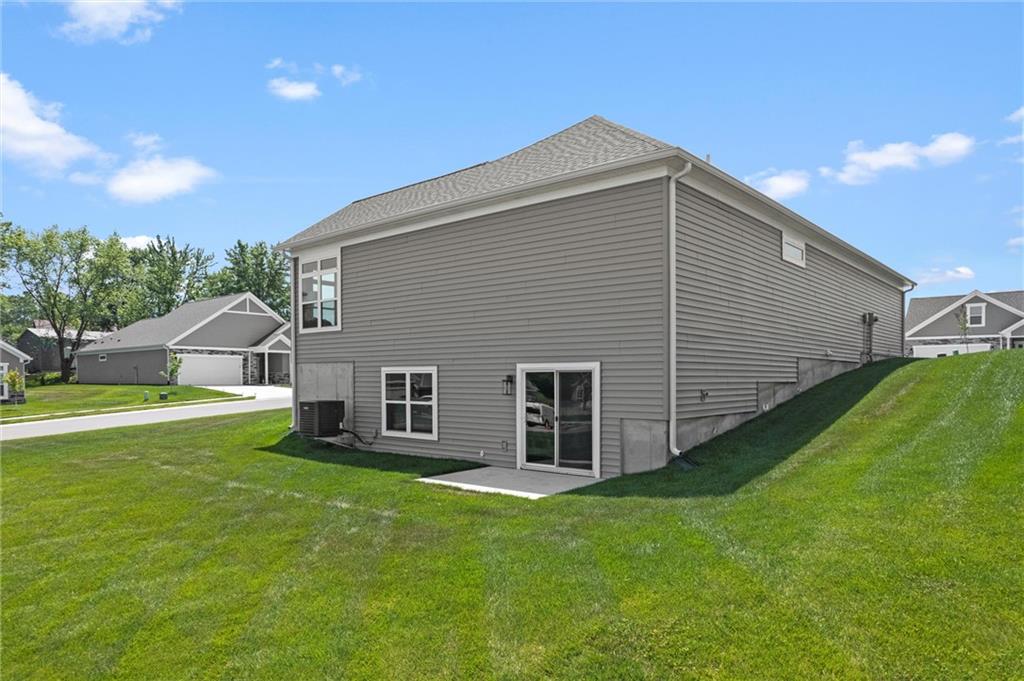 11410 Webster Avenue Property Photo 6