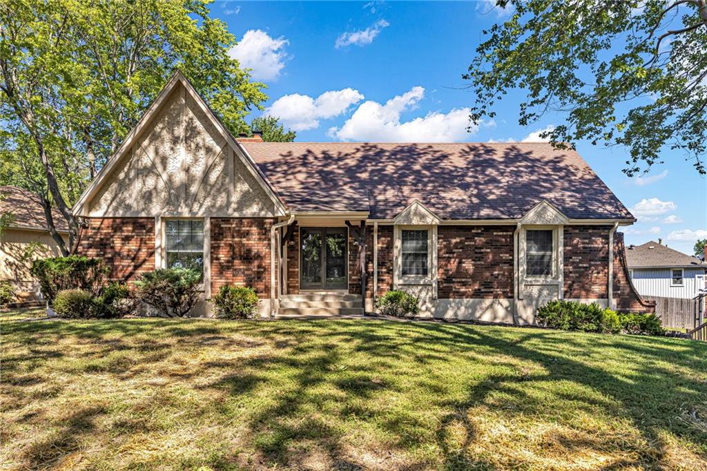 901 Nw Oakridge Drive Property Photo