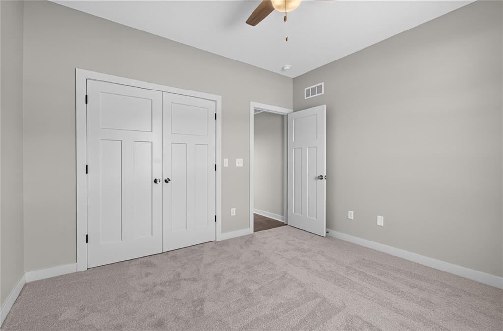 702 W Marlow Street Property Photo 24