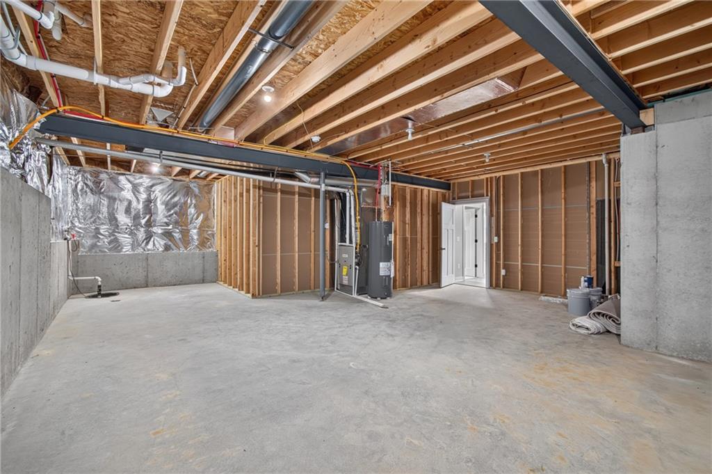702 W Marlow Street Property Photo 35