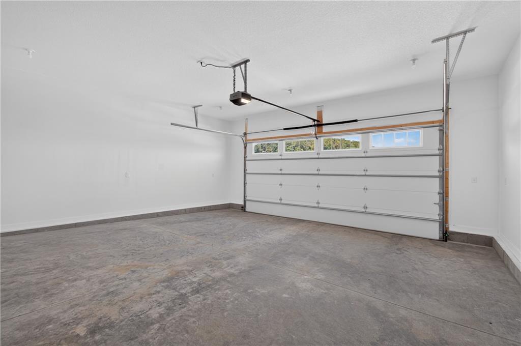 702 W Marlow Street Property Photo 36