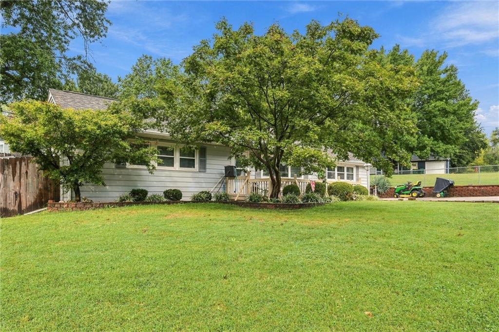 2800 S 24th Street Property Photo 4