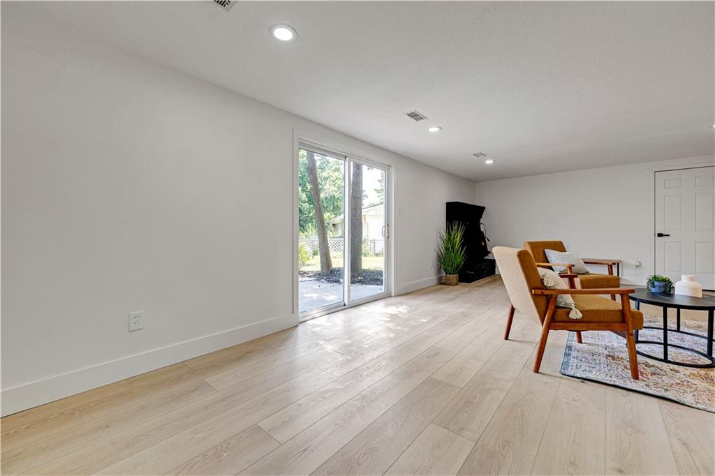 9901 Countryside Road Property Photo 27