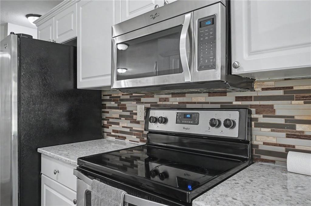 2012 E 26th Street Property Photo 15