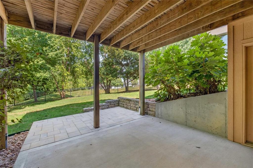 40 E 108 Terrace Property Photo 43