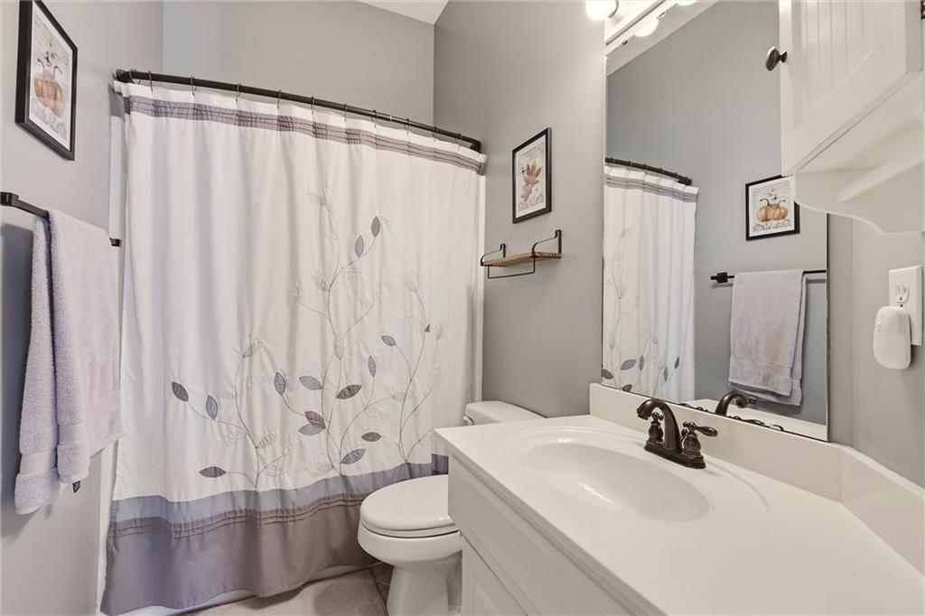 15724 S Locust Street Property Photo 22