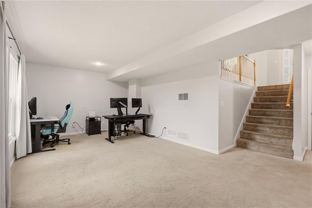 15724 S Locust Street Property Photo 25