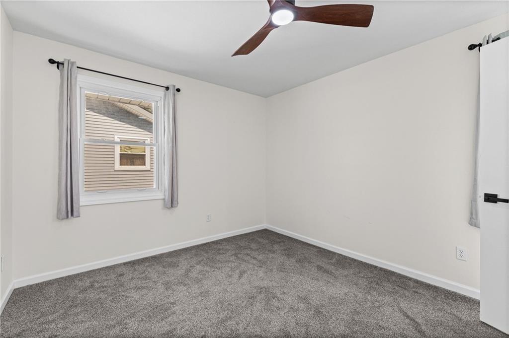 4825 N Revere Drive Property Photo 12