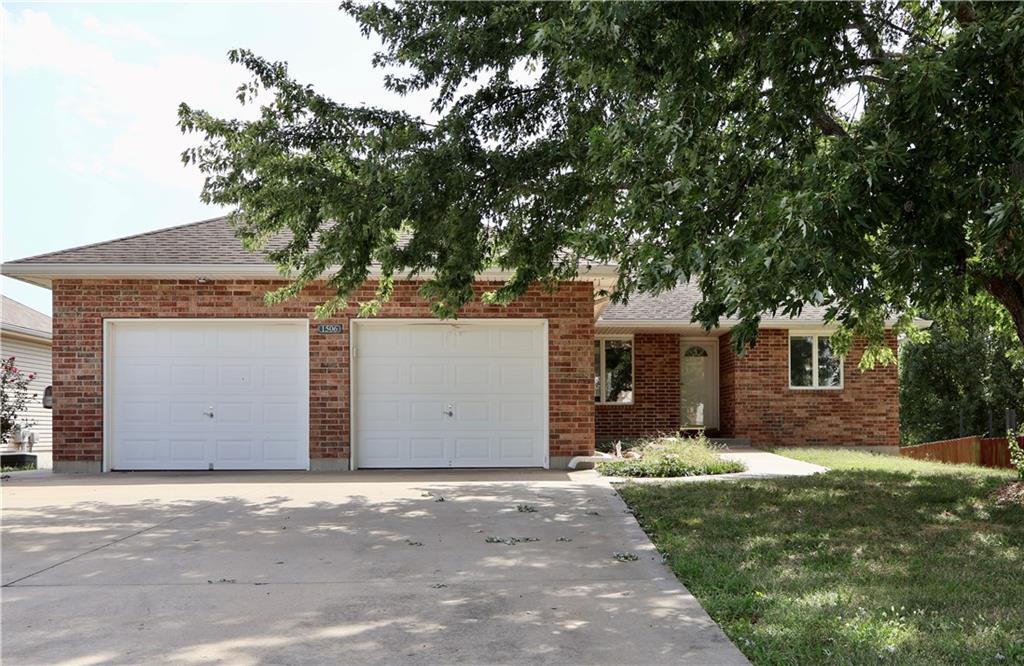 1506 Emerald Way Property Photo 1