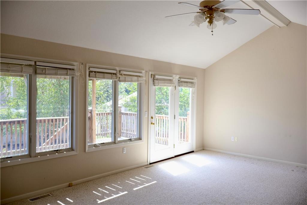 1506 Emerald Way Property Photo 11