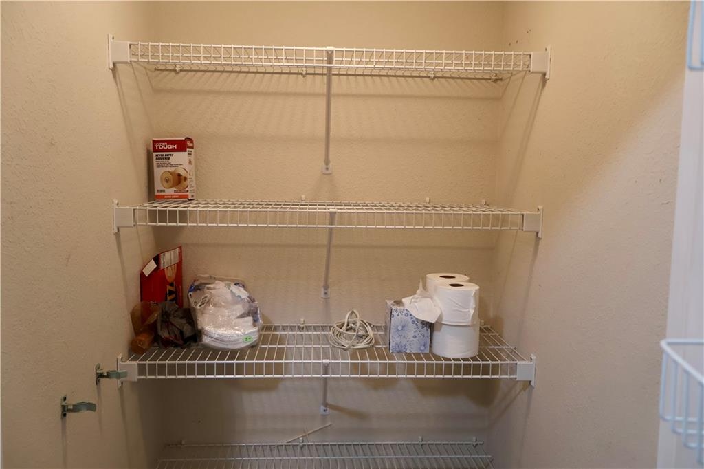 1506 Emerald Way Property Photo 32