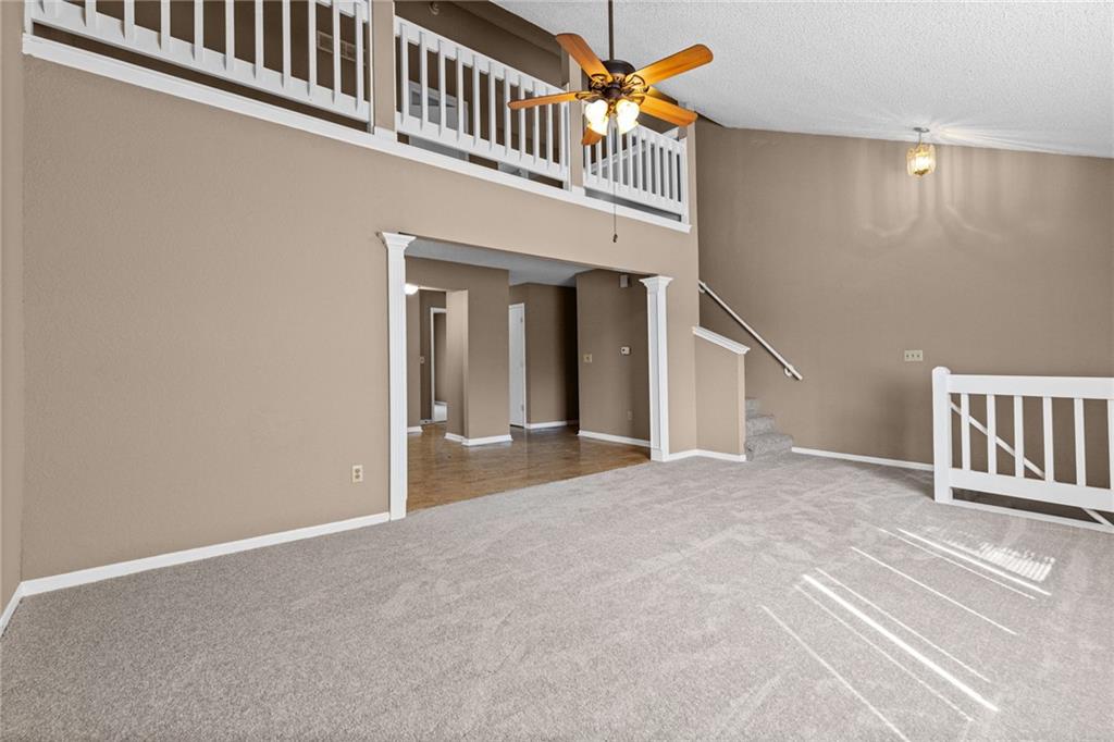 1414 E Mart-way Circle Property Photo 2
