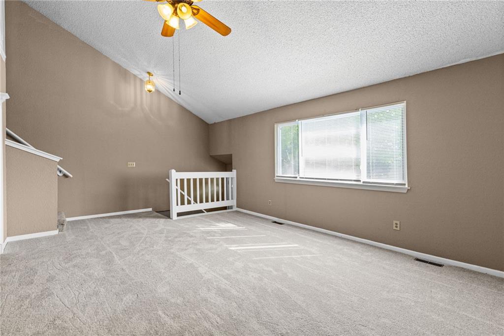 1414 E Mart-way Circle Property Photo 3