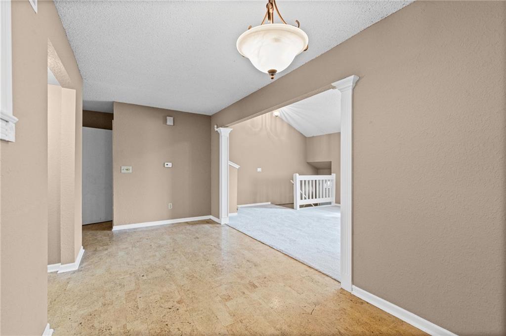 1414 E Mart-way Circle Property Photo 6