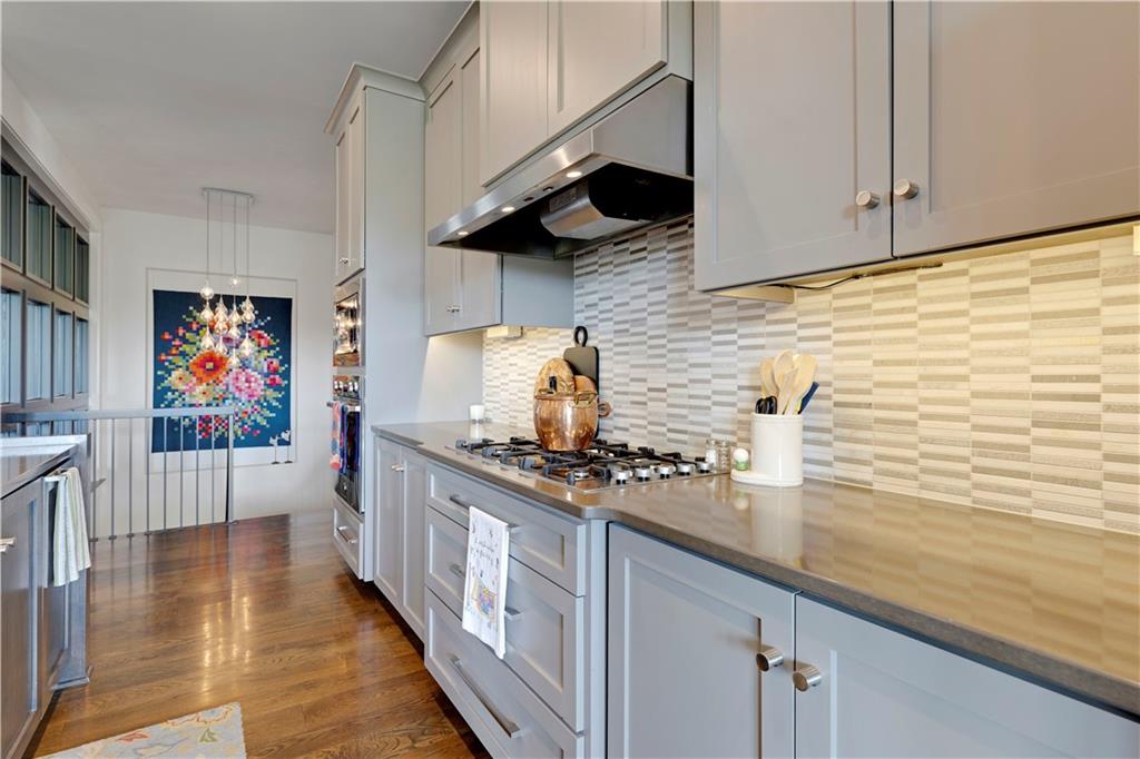 15009 Chadwick Street Property Photo 23