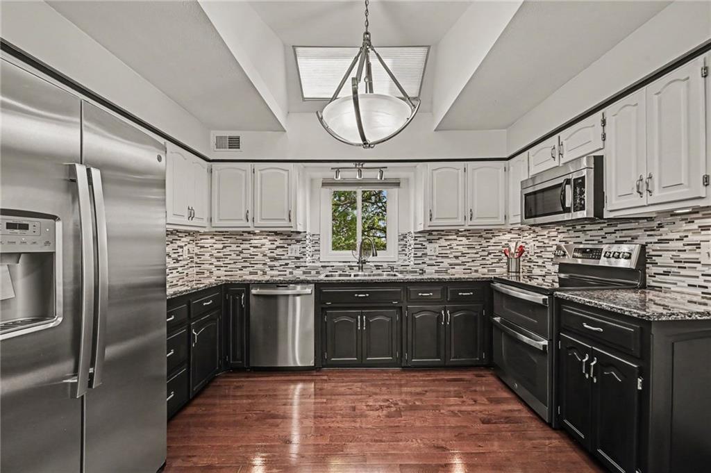 1801 Ne 83rd Street Property Photo 3