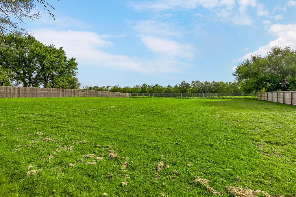 1205 N 90th Street Property Photo 3