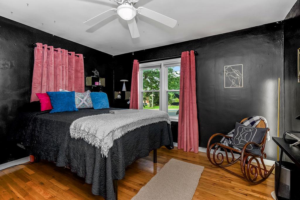 1205 N 90th Street Property Photo 12