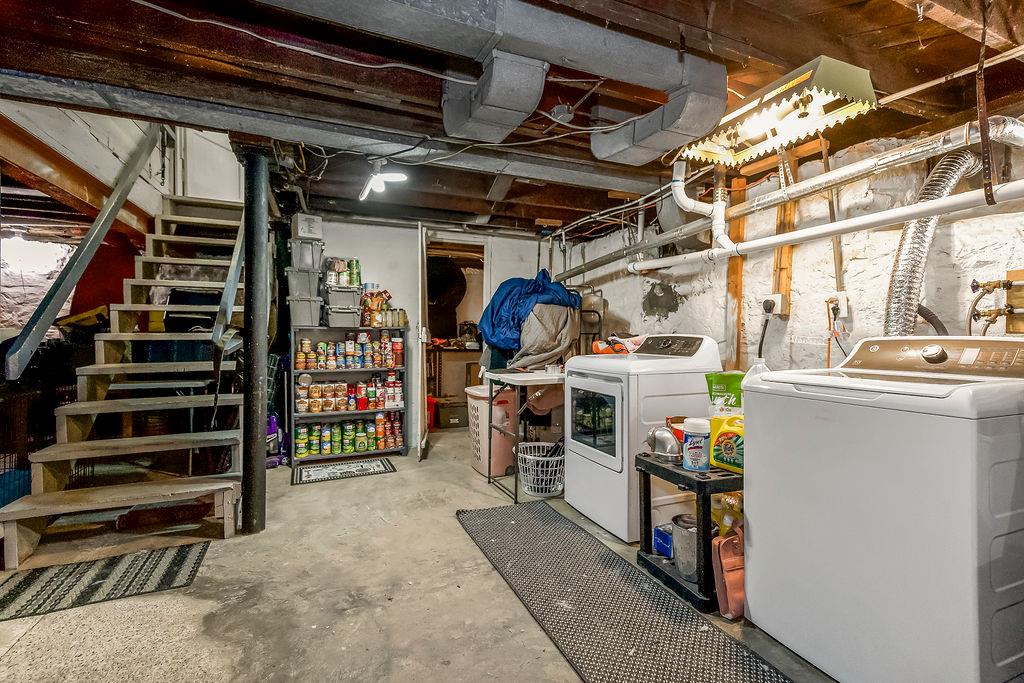 1205 N 90th Street Property Photo 17