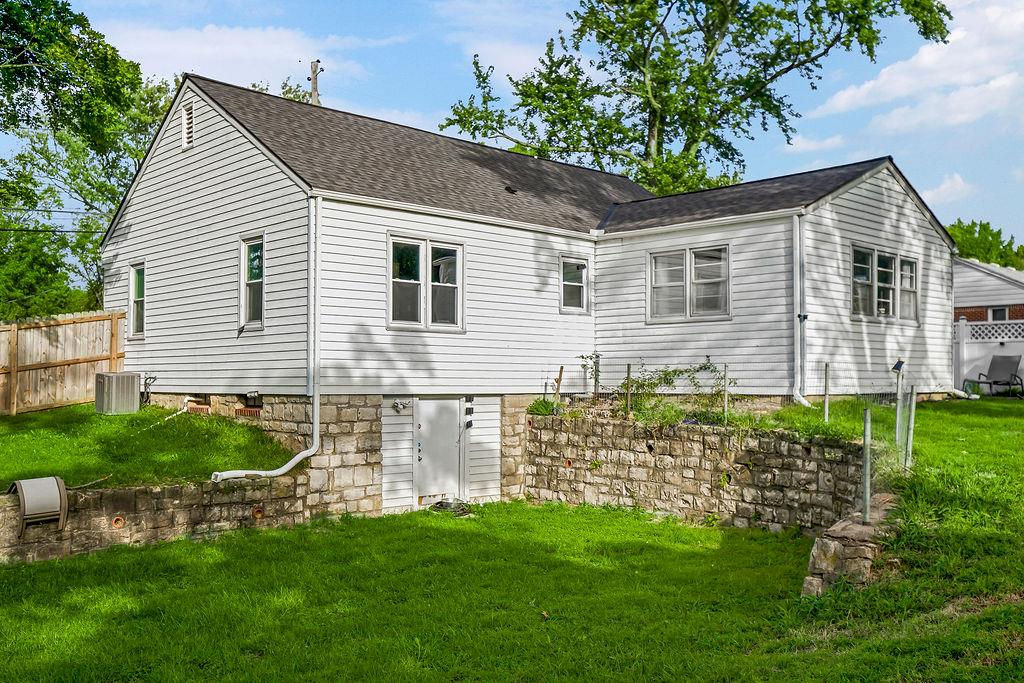 1205 N 90th Street Property Photo 21