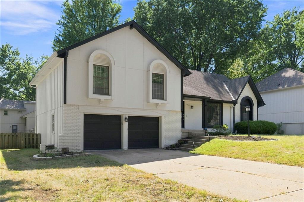 12021 W 100th Street Property Photo