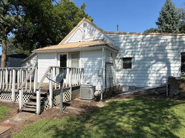 103 E 4th Street Property Photo 31