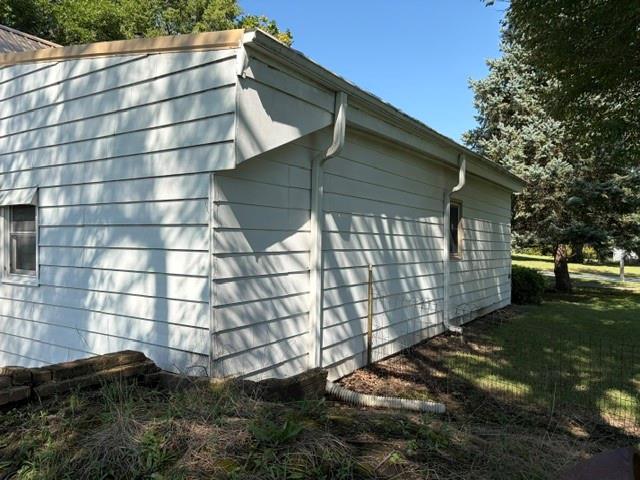 103 E 4th Street Property Photo 37