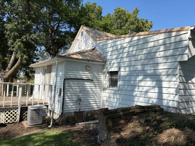 103 E 4th Street Property Photo 38