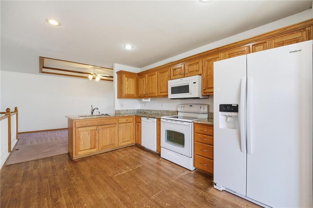 1203 Nw Scenic Drive Property Photo 8