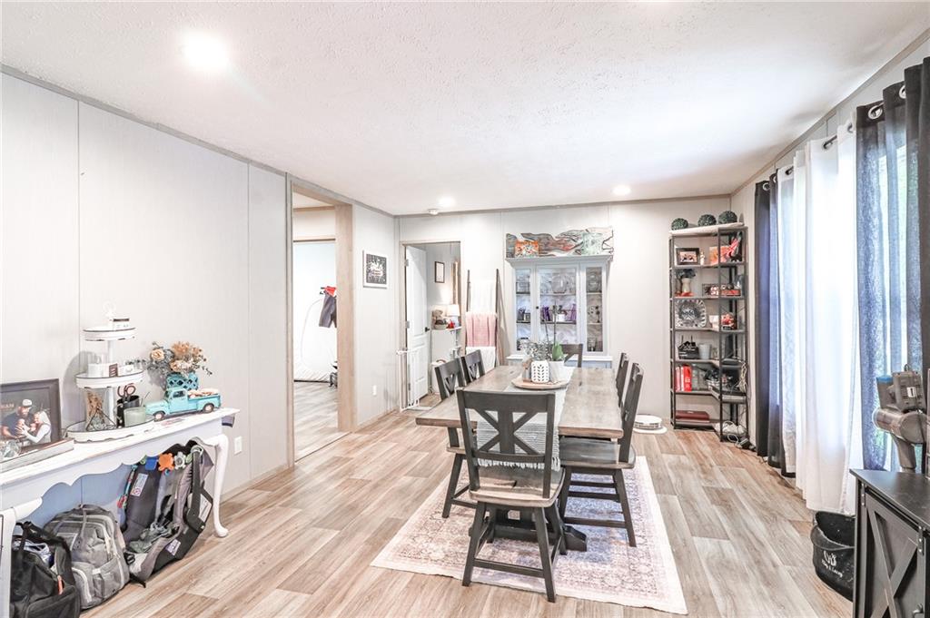 213 S Walnut Street Property Photo 8