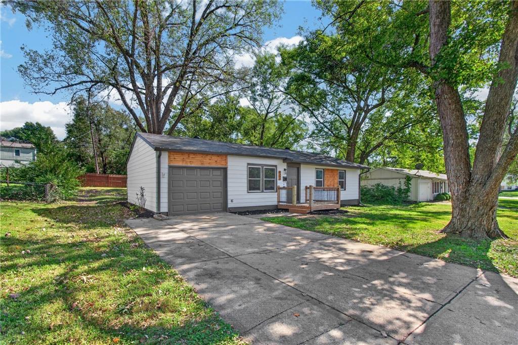 6303 E 153rd Street Property Photo 1