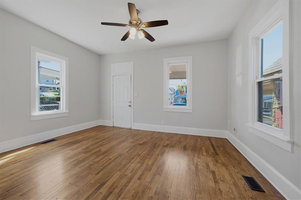 620 Northrup Avenue Property Photo 6