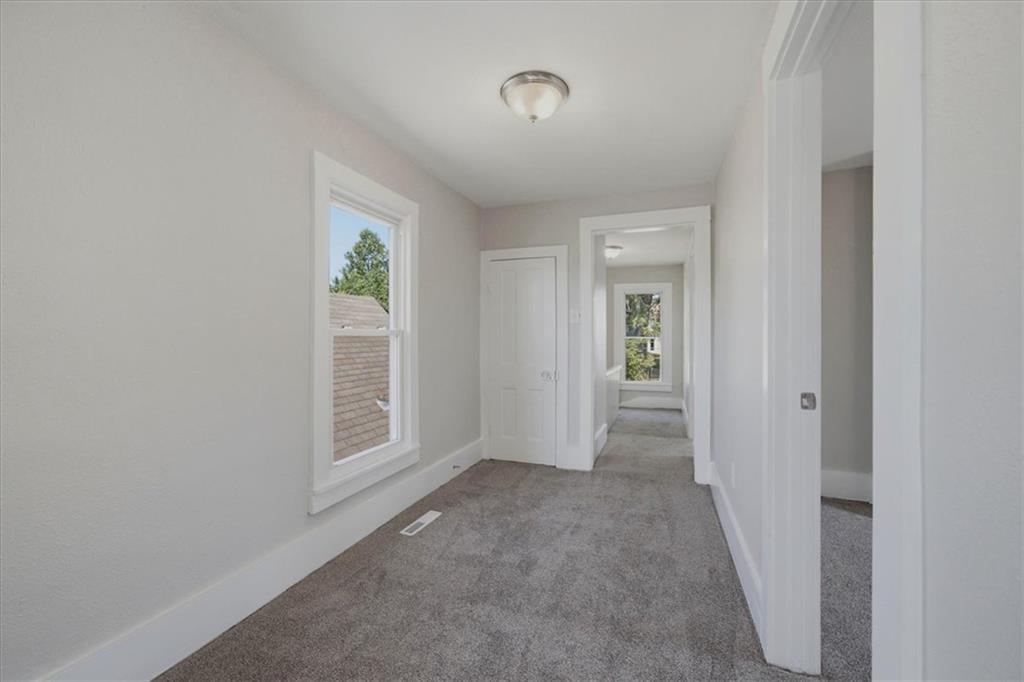 620 Northrup Avenue Property Photo 16
