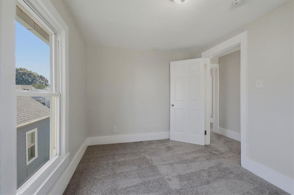 620 Northrup Avenue Property Photo 18