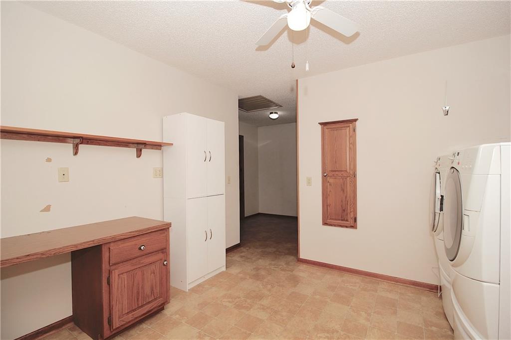 1406 E 4th Avenue Property Photo 37