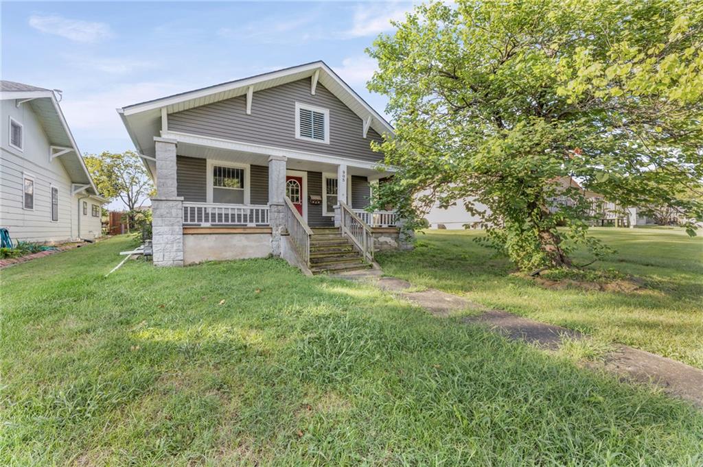 905 Main Street Property Photo 1