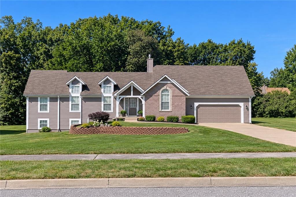 10738 W Longview Parkway Property Photo