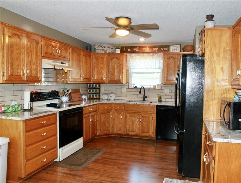 945 E Cottage Creek Drive Property Photo 10