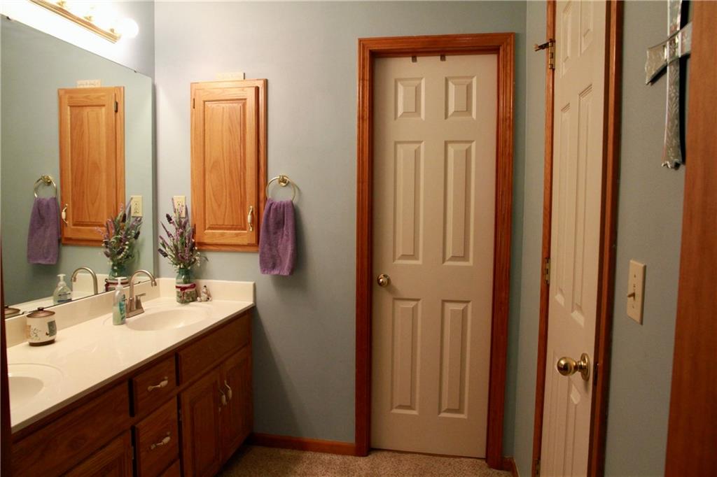 945 E Cottage Creek Drive Property Photo 17