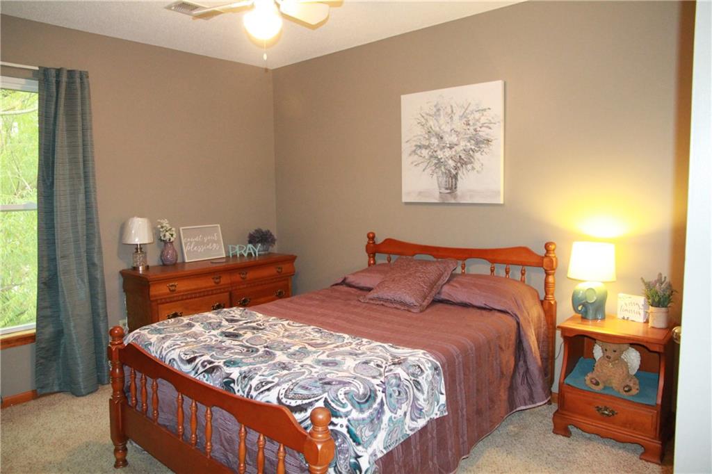 945 E Cottage Creek Drive Property Photo 21