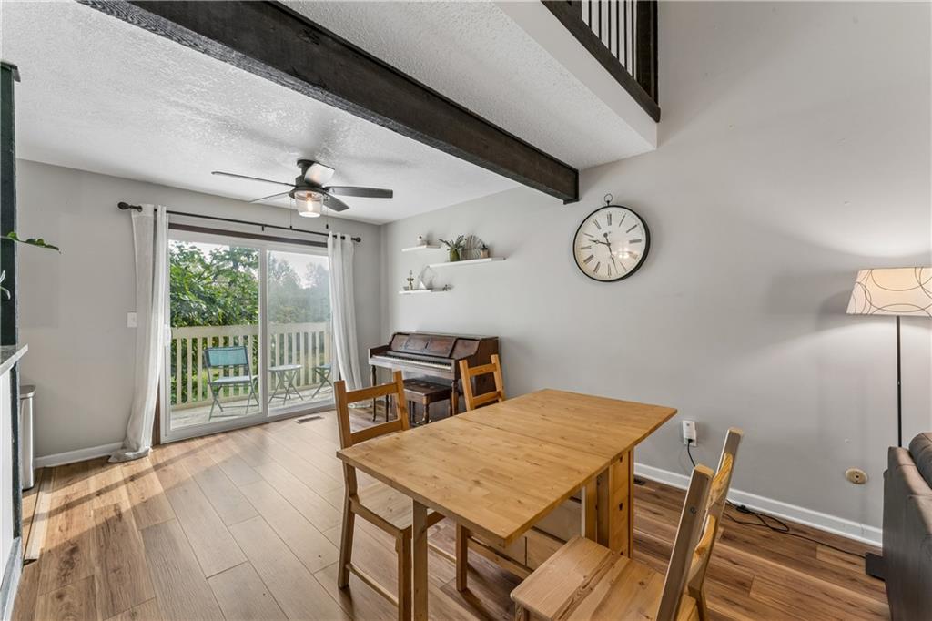 5733 N London Avenue Property Photo 20