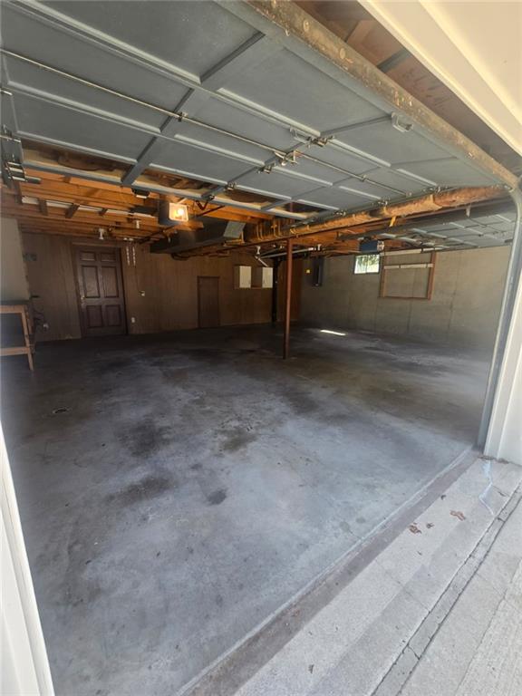 15917 E 41st Street Property Photo 33