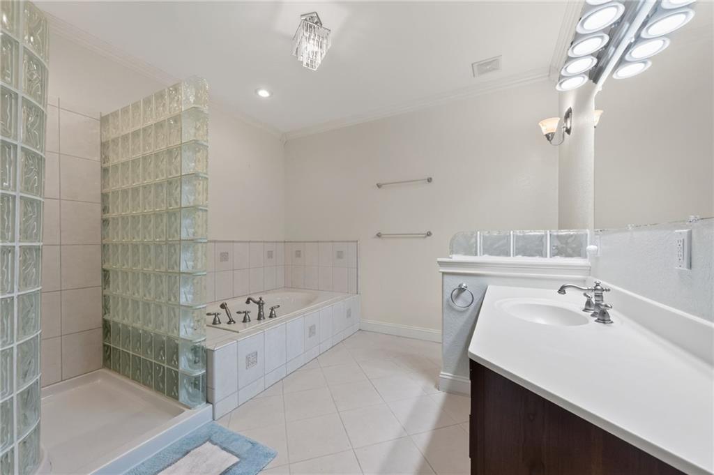 1401 Pinecrest Drive Property Photo 28