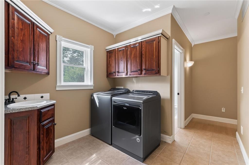 1401 Pinecrest Drive Property Photo 32