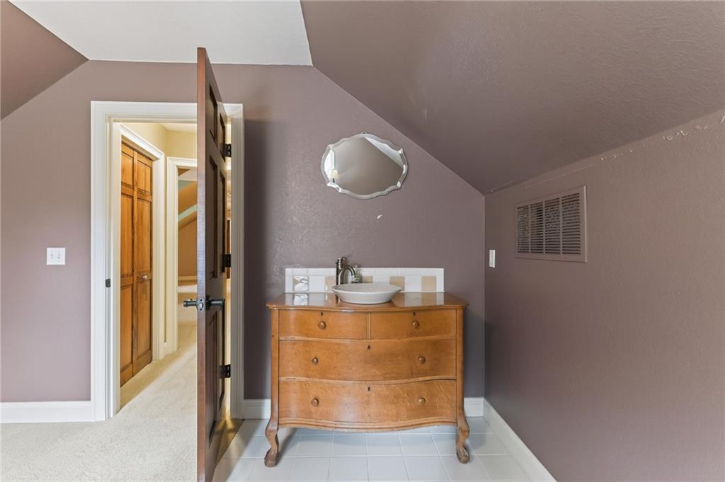 1401 Pinecrest Drive Property Photo 42