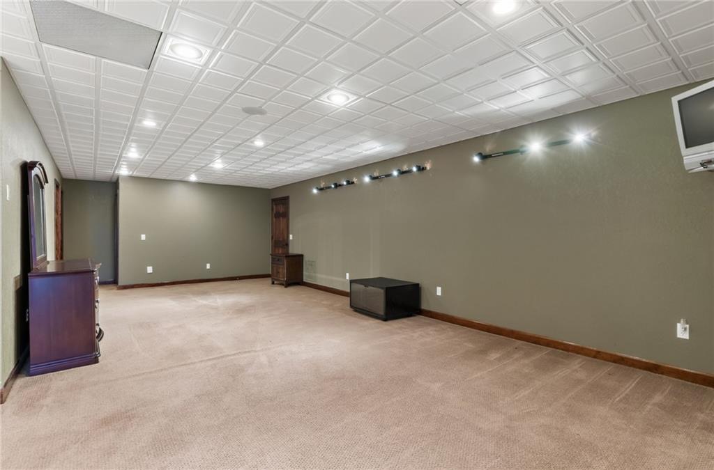 1401 Pinecrest Drive Property Photo 52