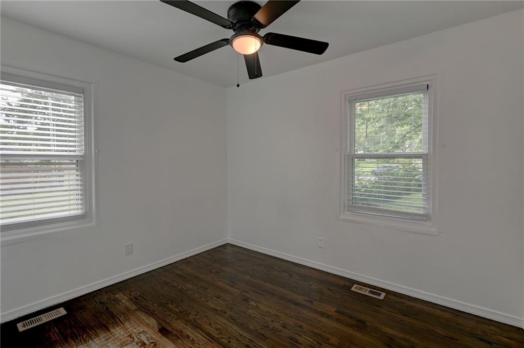 1503 N Hocker Avenue Property Photo 18